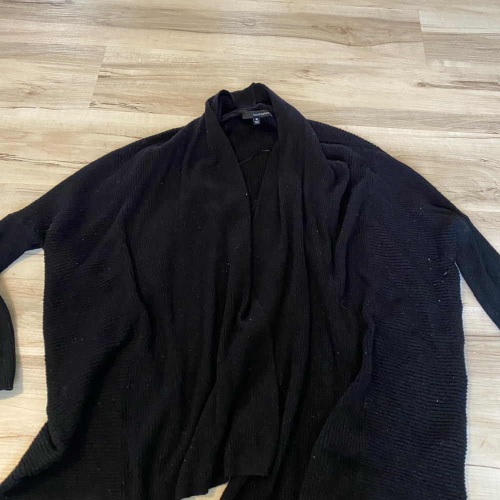 Harve Benard Black Cardigan Sweater- womens size Medium-110